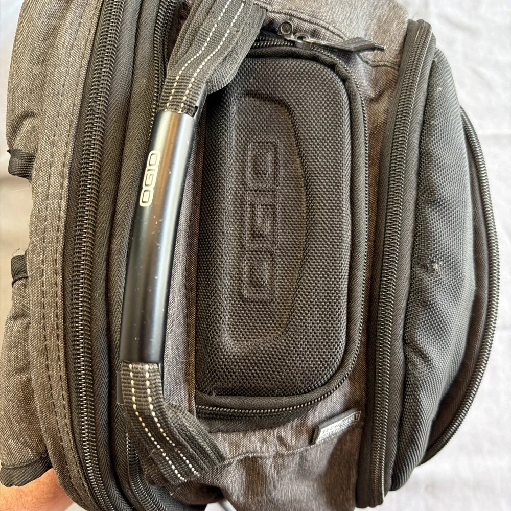 OGIO Prospect Tech Vault Airflow Laptop Backpack Charcoal Black Red Excellent